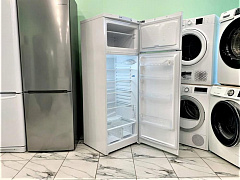 INDESIT TIA 16 G Холодильник